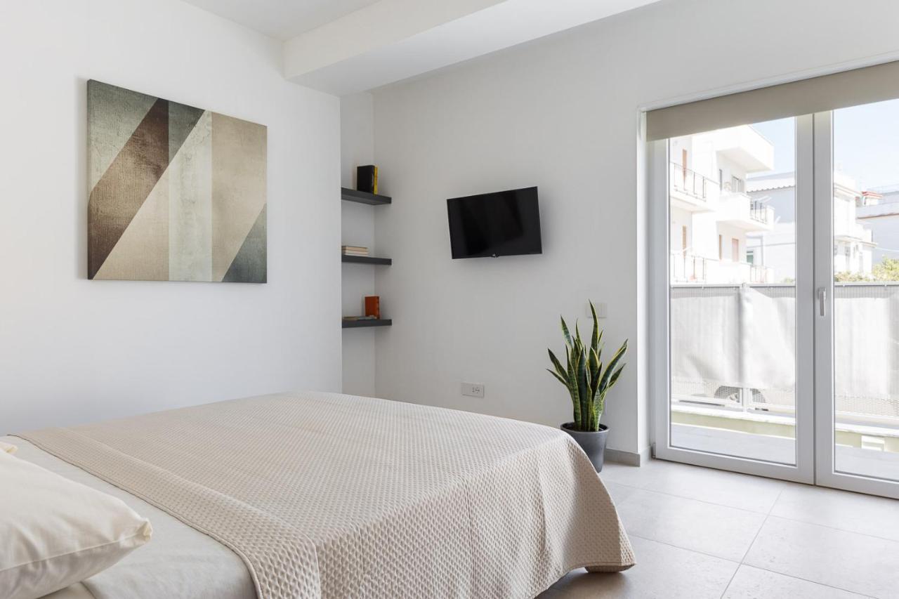 Oneweek Gaeta Suites And Apartments Exterior foto