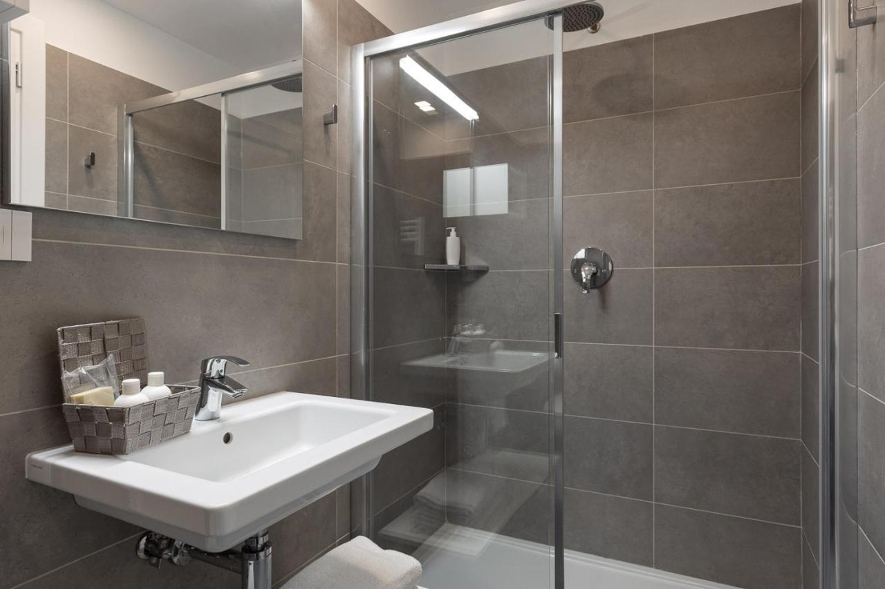 Oneweek Gaeta Suites And Apartments Exterior foto